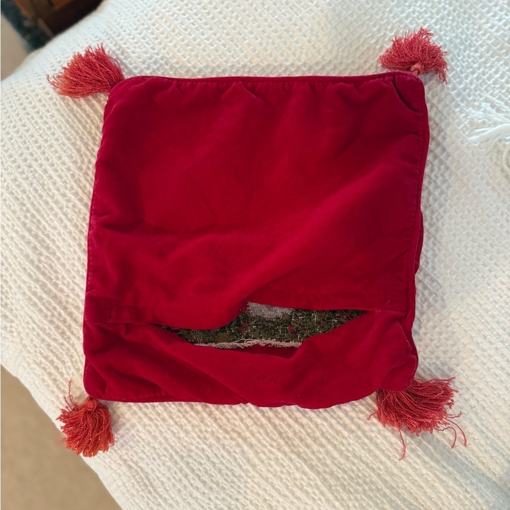 Homemade needlepoint red Chicken Embroidered pillow sham cover. - Picture 2 of 7